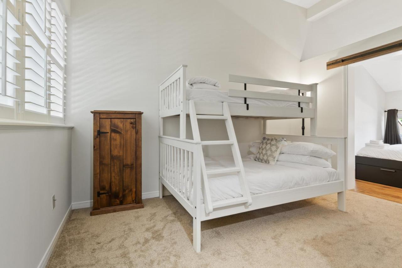 Lovely 3 Bedroom Wintergreen Retreat W Sauna 蓝山 外观 照片